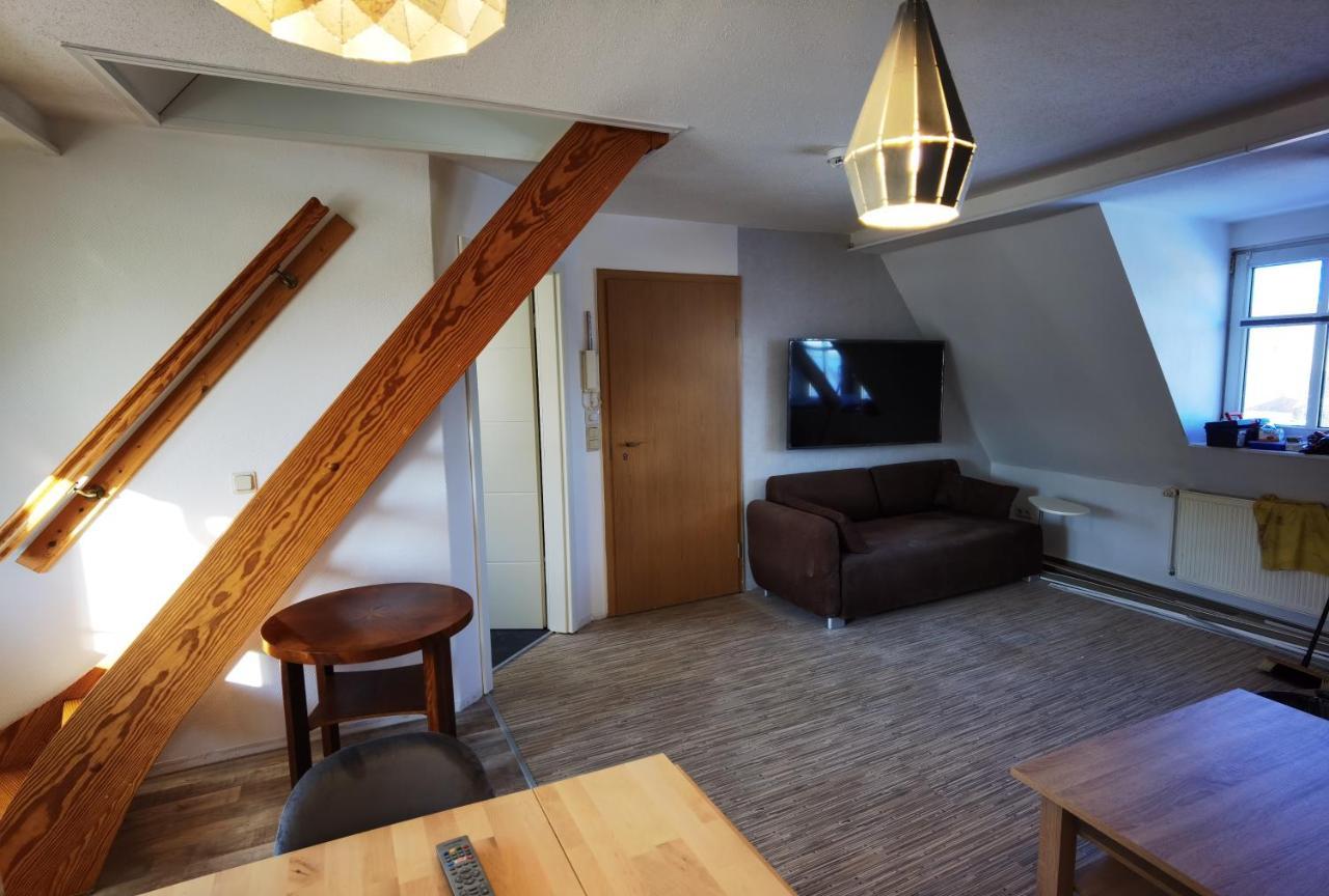Gemuetliche Dachwohnung Mit Kleiner Oder Grosser Dachterrasse Nebeneinander Wolmirstedt Exteriér fotografie