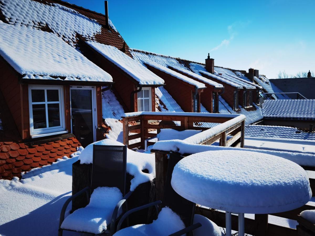 Gemuetliche Dachwohnung Mit Kleiner Oder Grosser Dachterrasse Nebeneinander Wolmirstedt Exteriér fotografie