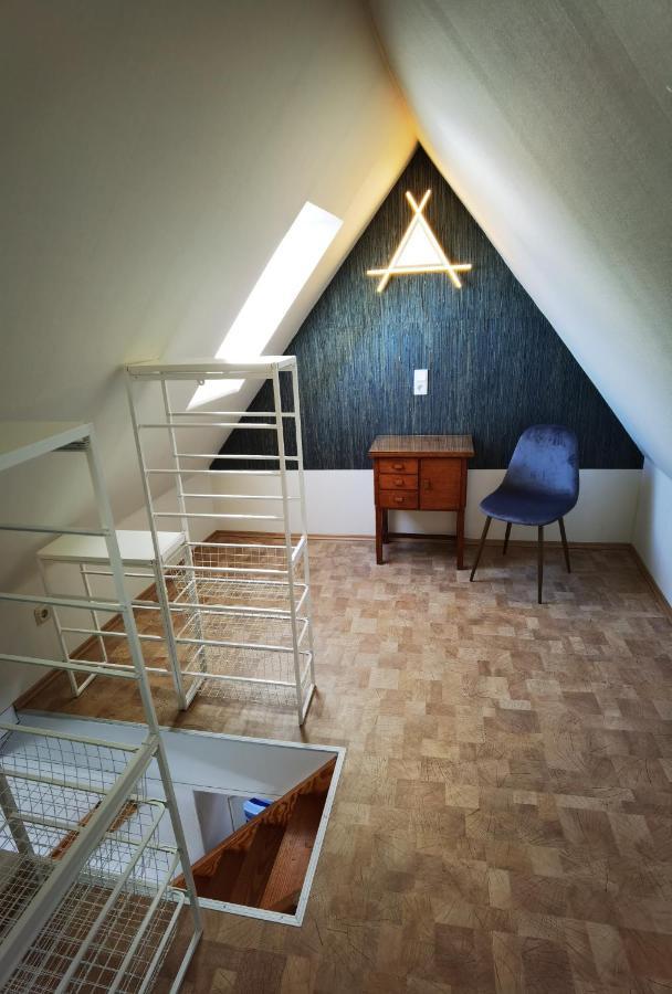 Gemuetliche Dachwohnung Mit Kleiner Oder Grosser Dachterrasse Nebeneinander Wolmirstedt Exteriér fotografie