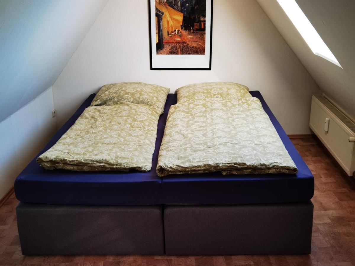 Gemuetliche Dachwohnung Mit Kleiner Oder Grosser Dachterrasse Nebeneinander Wolmirstedt Exteriér fotografie