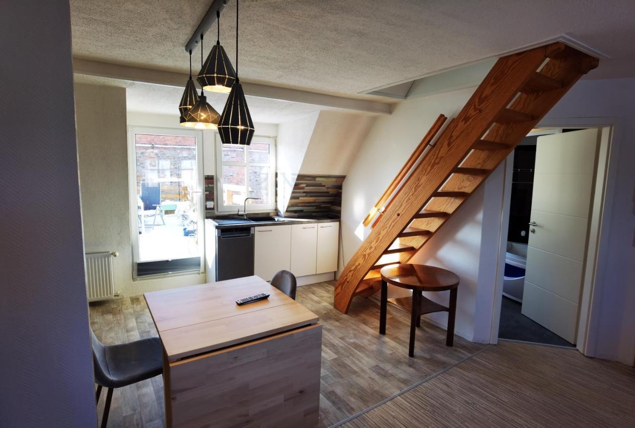 Gemuetliche Dachwohnung Mit Kleiner Oder Grosser Dachterrasse Nebeneinander Wolmirstedt Exteriér fotografie