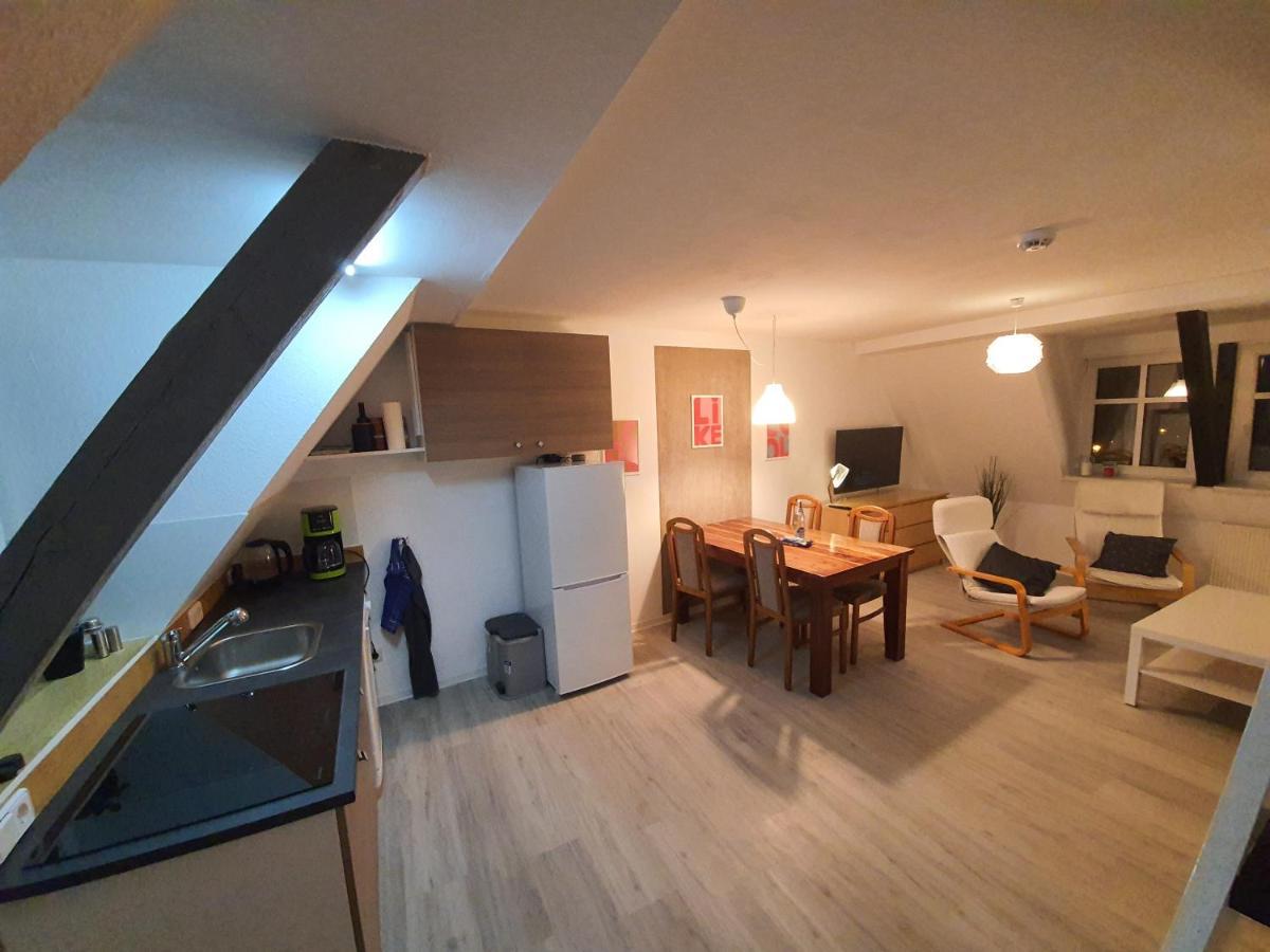 Gemuetliche Dachwohnung Mit Kleiner Oder Grosser Dachterrasse Nebeneinander Wolmirstedt Exteriér fotografie