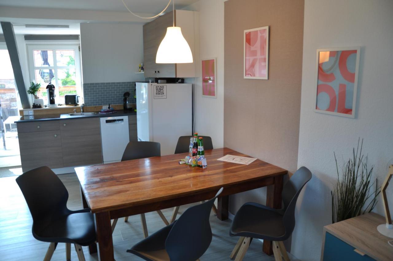 Gemuetliche Dachwohnung Mit Kleiner Oder Grosser Dachterrasse Nebeneinander Wolmirstedt Exteriér fotografie