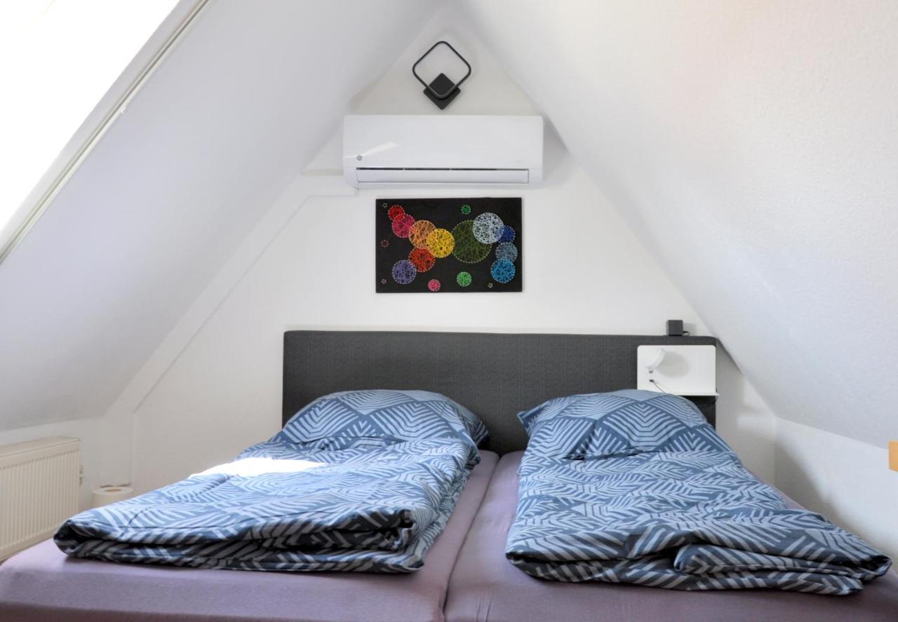 Gemuetliche Dachwohnung Mit Kleiner Oder Grosser Dachterrasse Nebeneinander Wolmirstedt Exteriér fotografie
