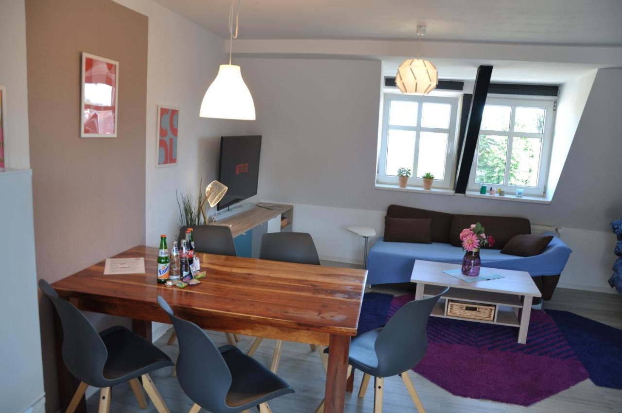 Gemuetliche Dachwohnung Mit Kleiner Oder Grosser Dachterrasse Nebeneinander Wolmirstedt Exteriér fotografie